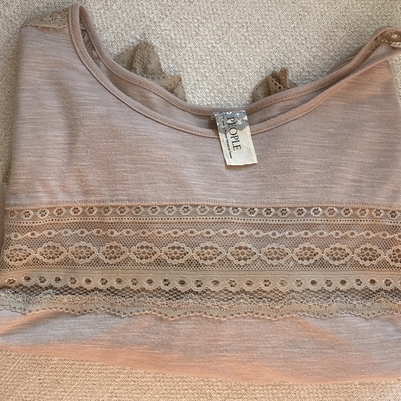 Boxy lace FP top - Picture 6 of 6